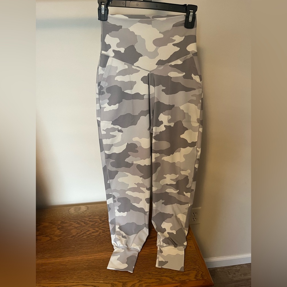 Offline by Aerie Gray Camouflage High-Waisted Joggers